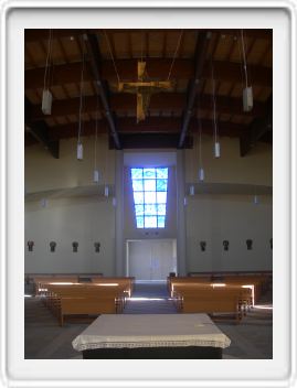12 - Dall'altare